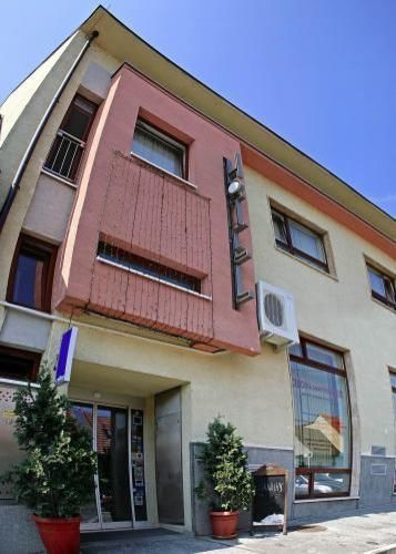 Hotel Maxim Svätý Jur 외부 사진